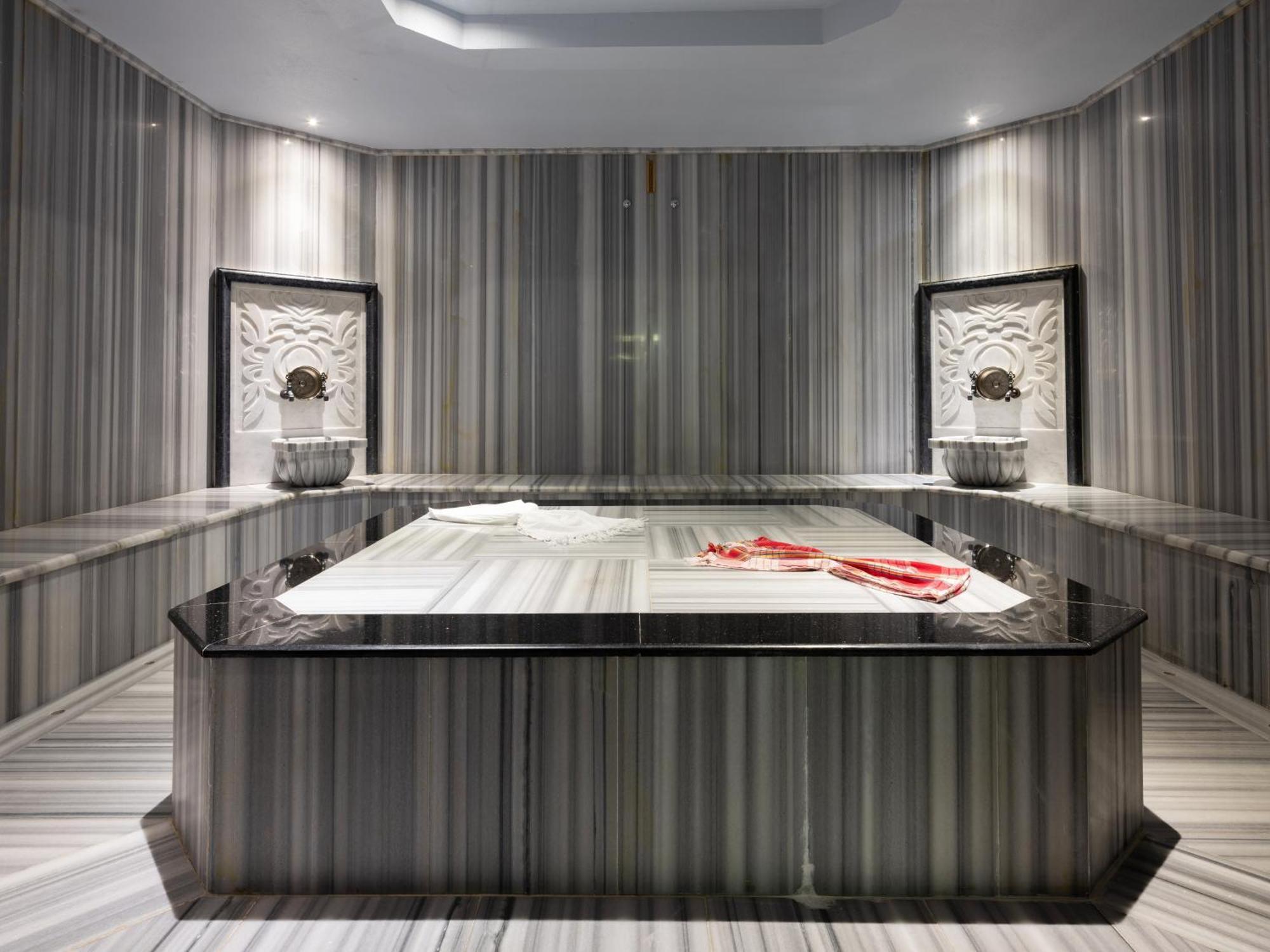 Hotel Ramada Plaza By Wyndham Kahramanmaraş Extérieur photo